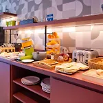 Ibis Styles Paris Montmartre Batignolles