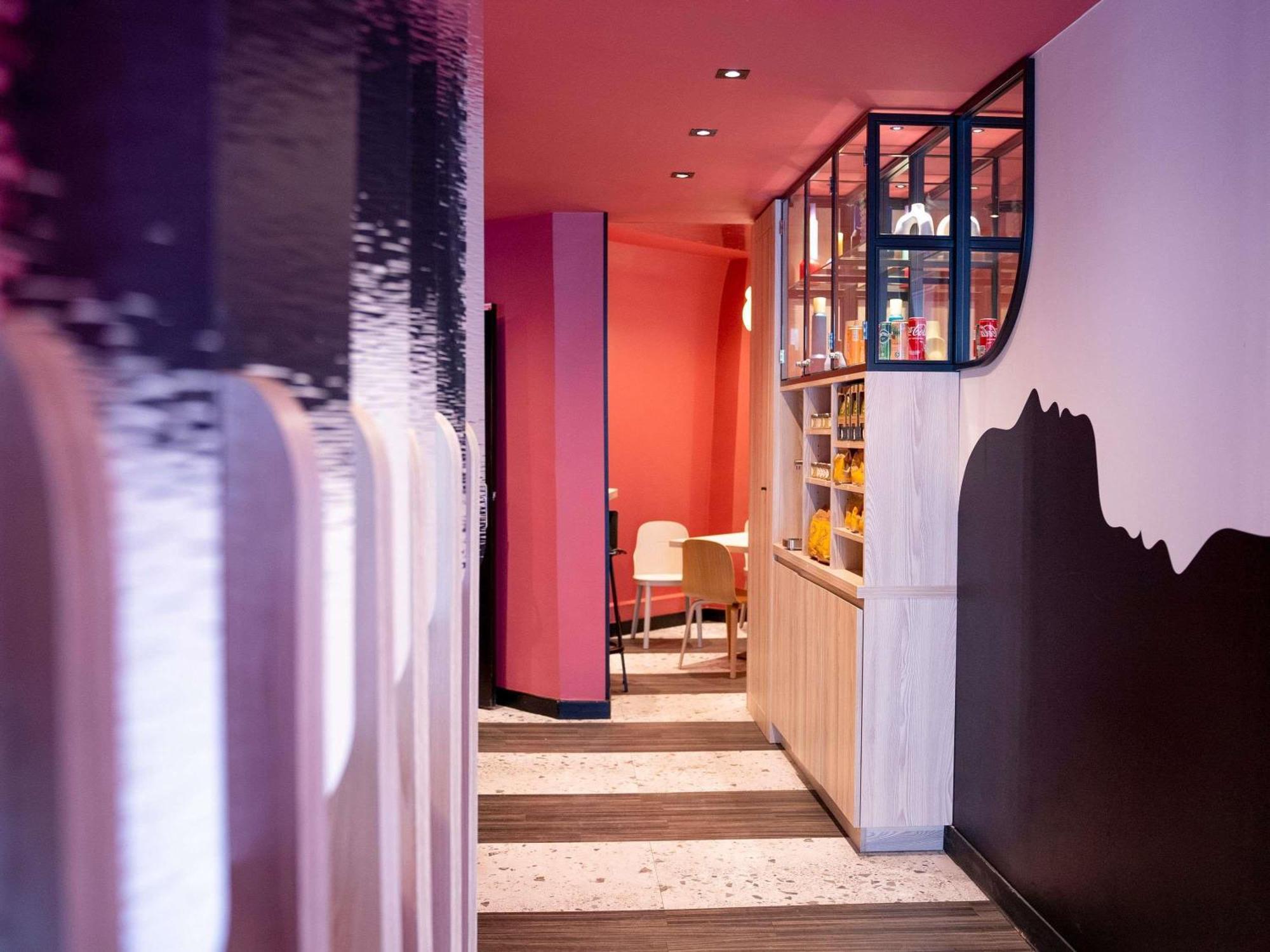 Ibis Styles Montmartre Batignolles Hotel