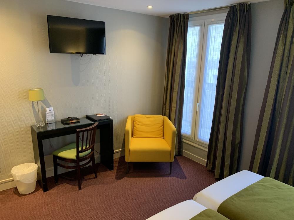 Ibis Styles Montmartre Batignolles 3* Parigi